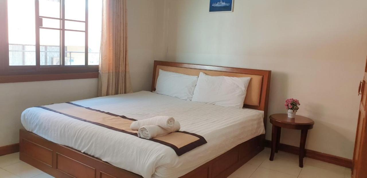 Navy Home Hotel โรงแรมเนวี่โฮม Мае Сай Екстериор снимка
